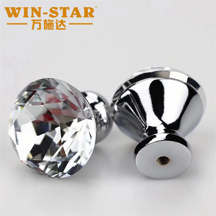 Why are crystal pulls, diamond knobs, and glass handles more popular?