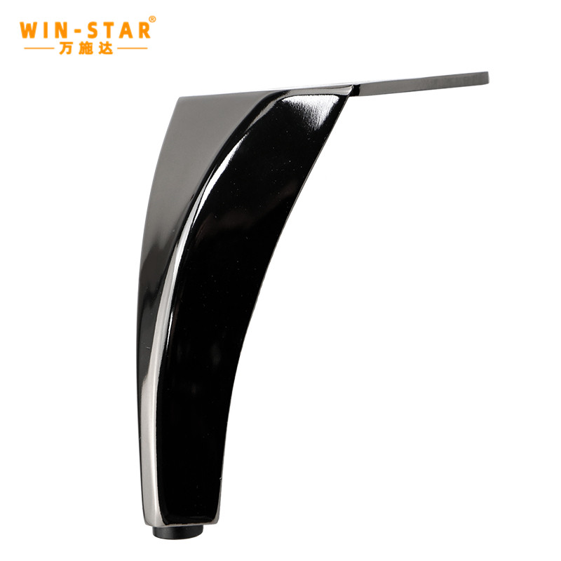 What are the characteristics of metal sofa legs with good stability?